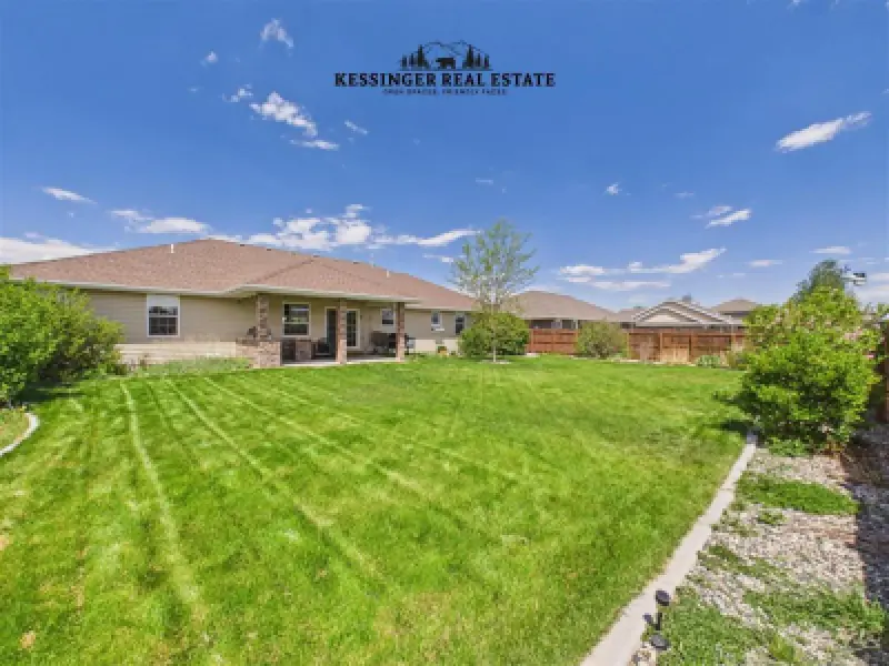 3532 Maple Leaf Ave Cody #54