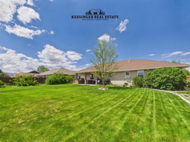 3532 Maple Leaf Ave Cody #55