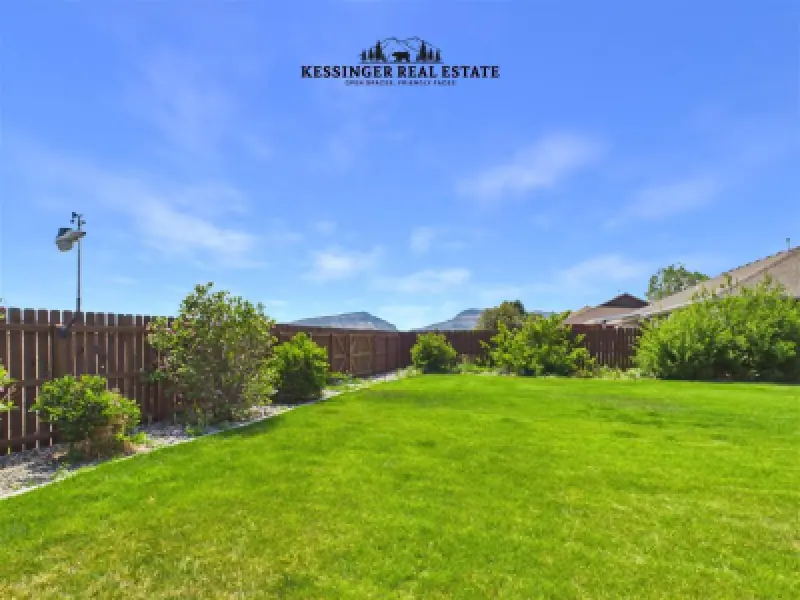 3532 Maple Leaf Ave Cody #56