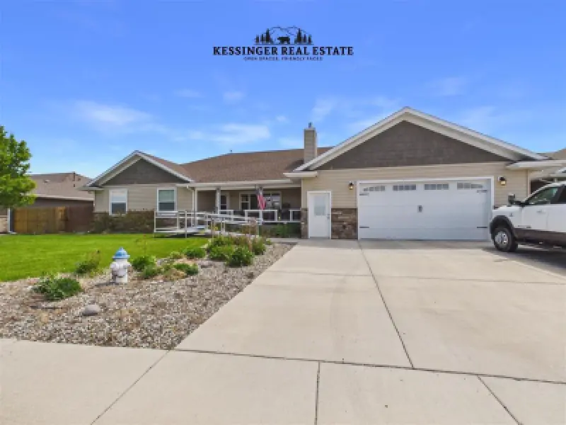 3532 Maple Leaf Ave Cody #61