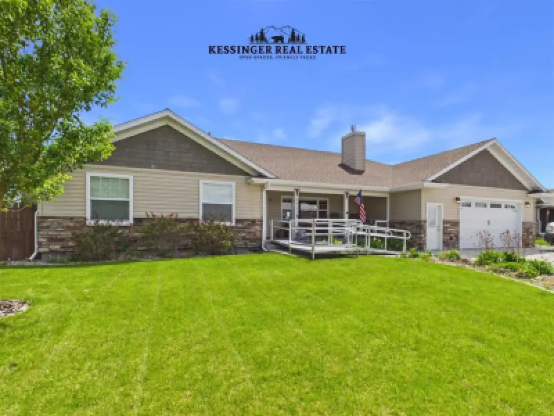 3532 Maple Leaf Ave Cody #62
