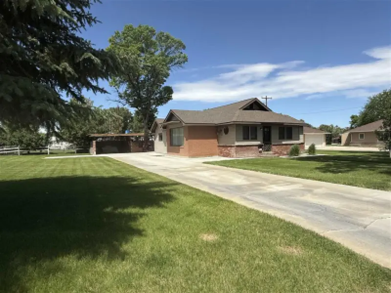 764 Shoshone Ave Lovell #1