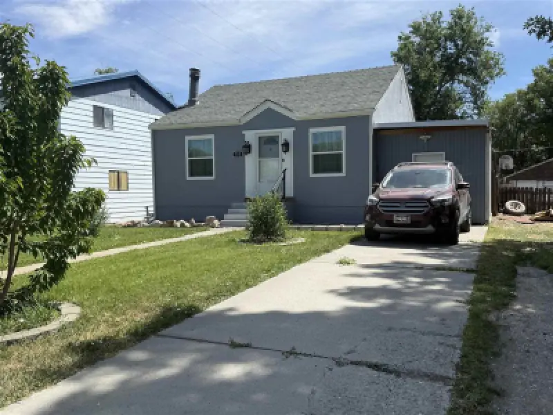 753 Kansas Ave Lovell #1