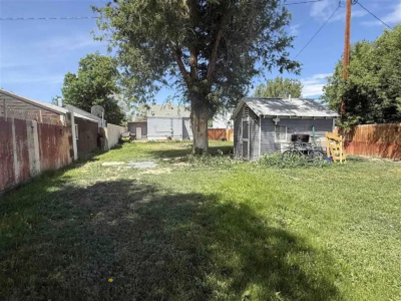 753 Kansas Ave Lovell #36