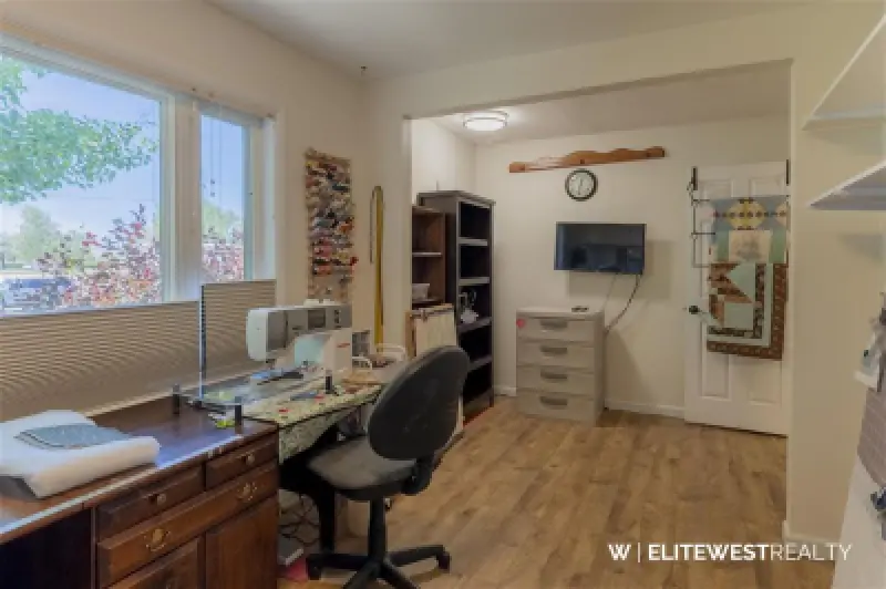 807 Road 8 1/2 Powell #34