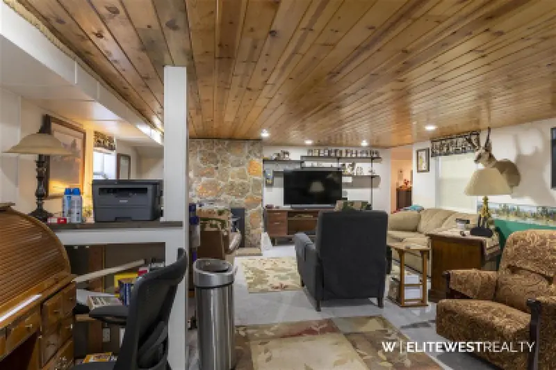 807 Road 8 1/2 Powell #39