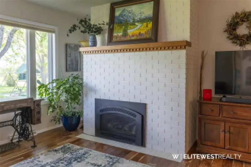 807 Road 8 1/2 Powell #4
