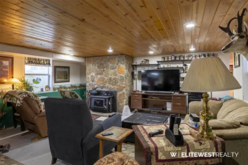 807 Road 8 1/2 Powell #43