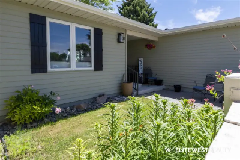 807 Road 8 1/2 Powell #63