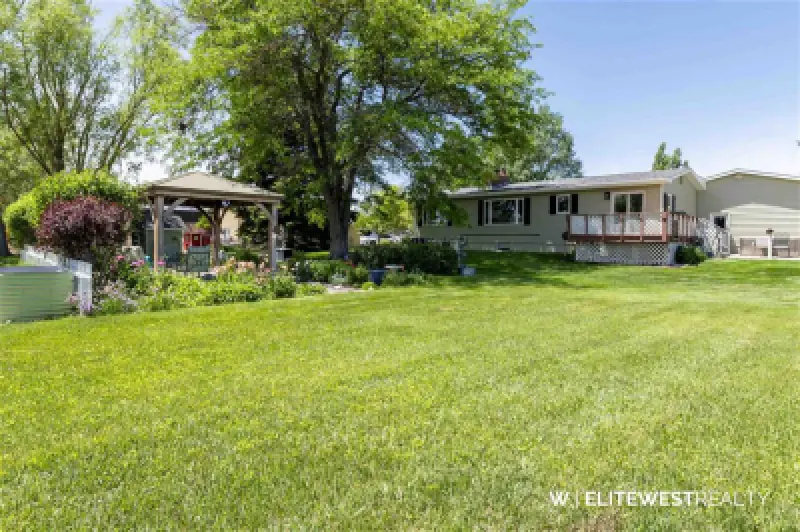 807 Road 8 1/2 Powell #71