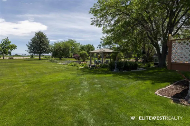 807 Road 8 1/2 Powell #74
