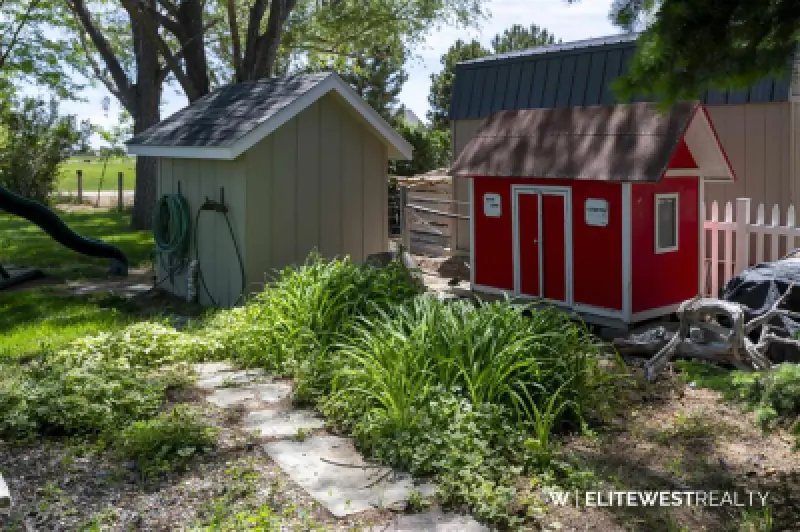807 Road 8 1/2 Powell #89
