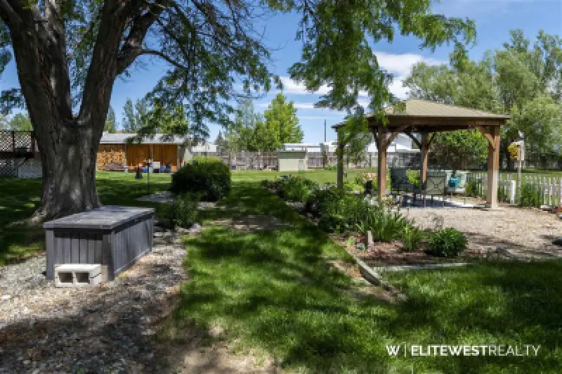 807 Road 8 1/2 Powell #91