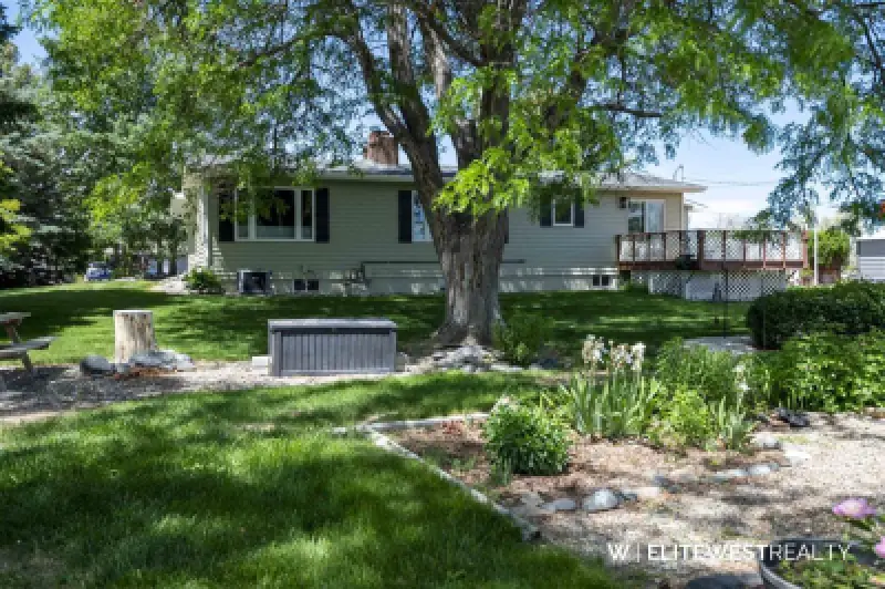 807 Road 8 1/2 Powell #95