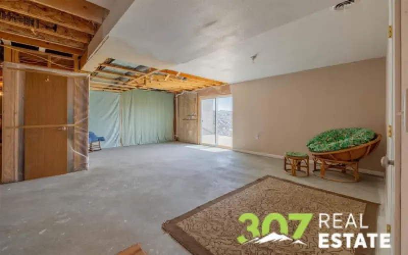 1870 Lane 12 Powell #39