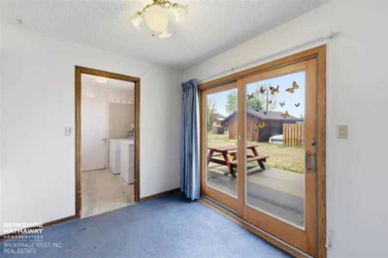 121 Buena Vista Ave Cody #16