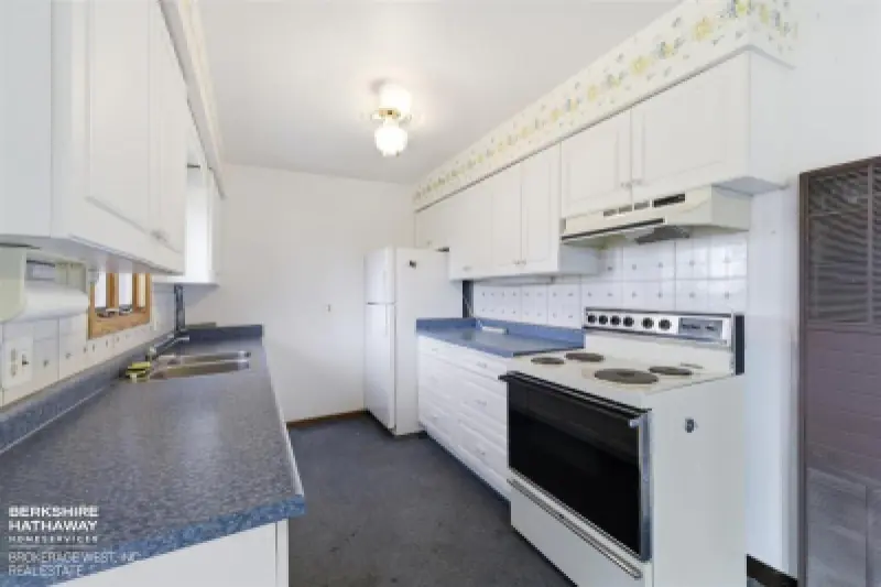 121 Buena Vista Ave Cody #6