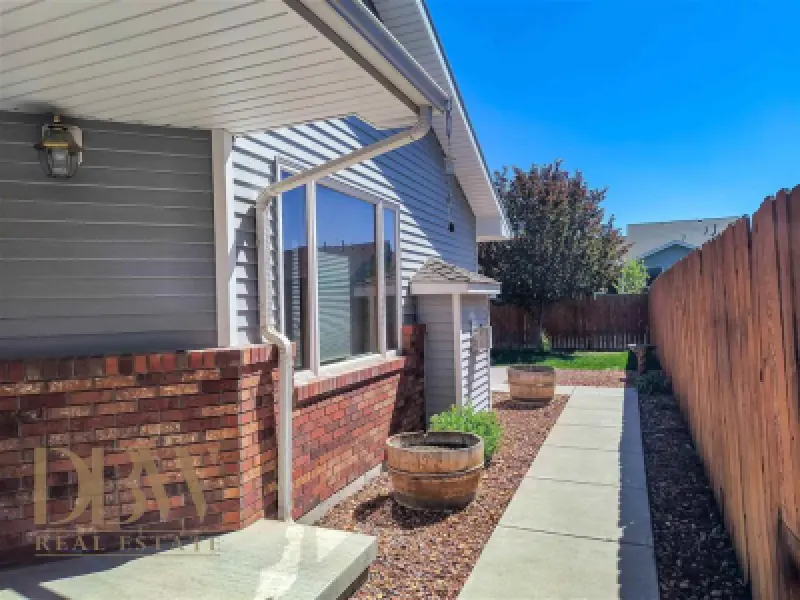 1208 Sage Brush St Cody #3