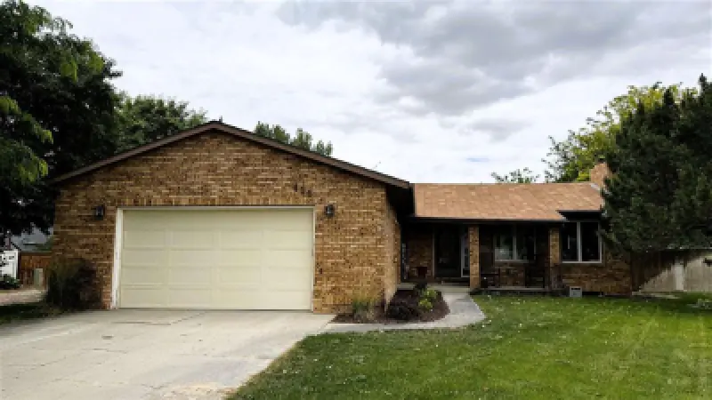 406 Meadowlark Lane Worland #1
