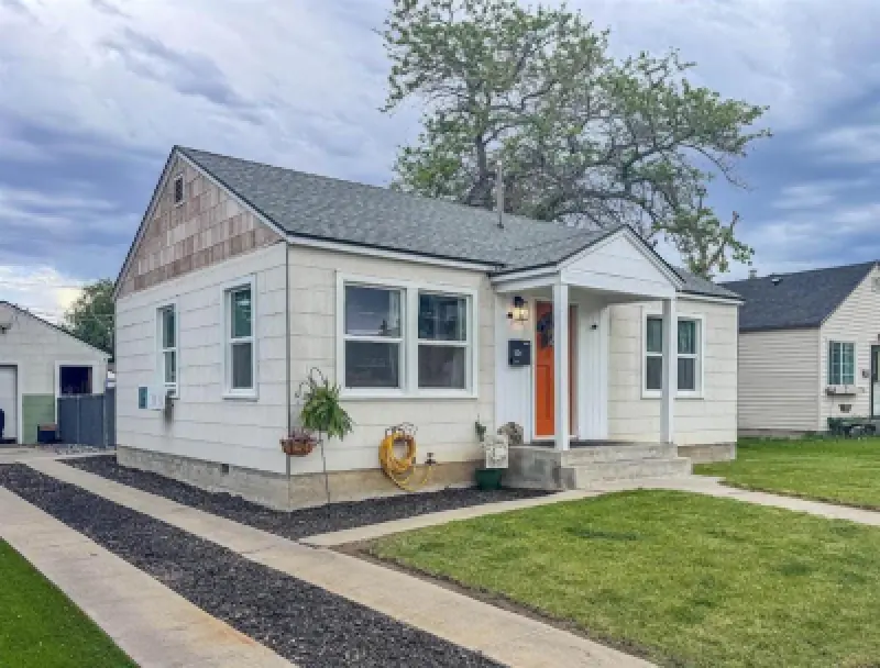 524 Avenue F Powell #2