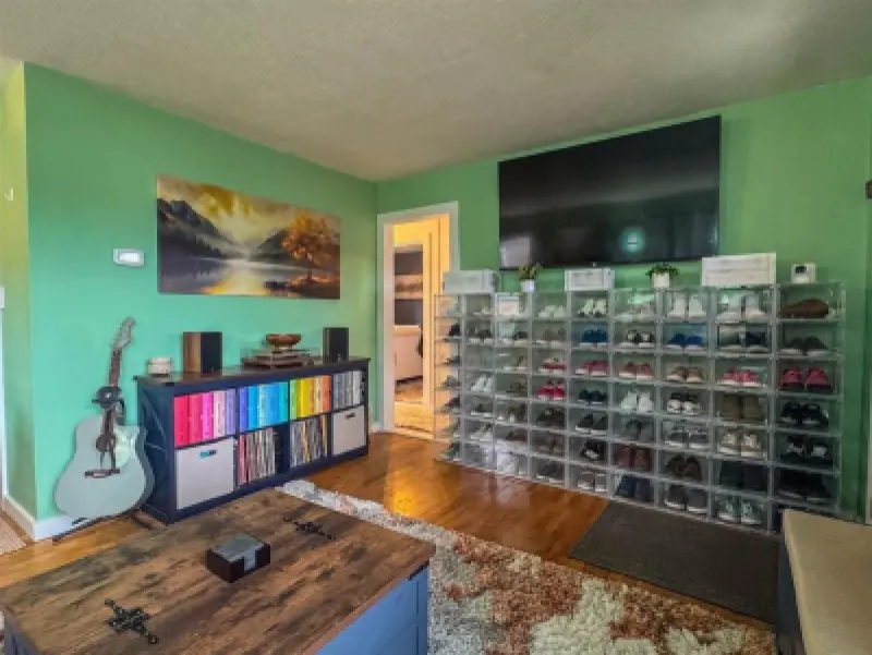 524 Avenue F Powell #7