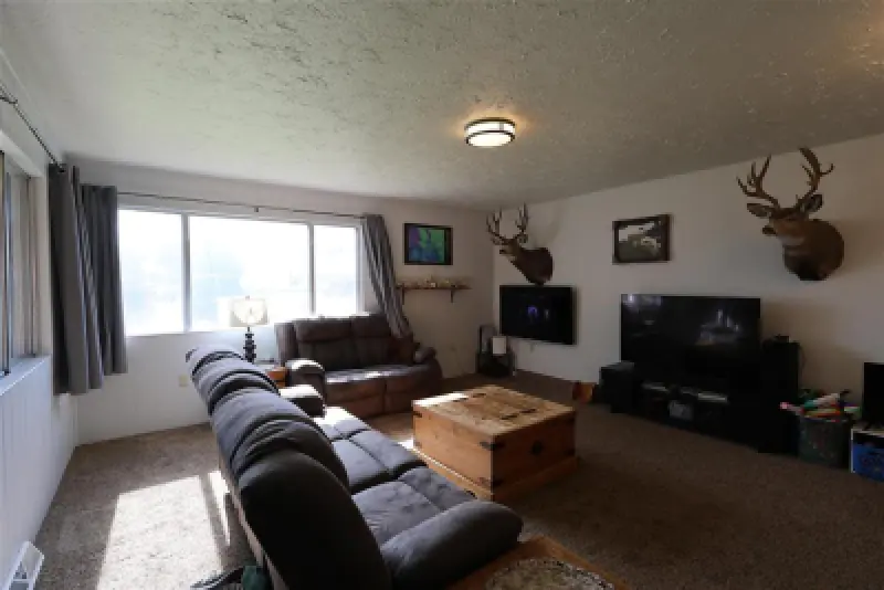 424 Division St Powell #2