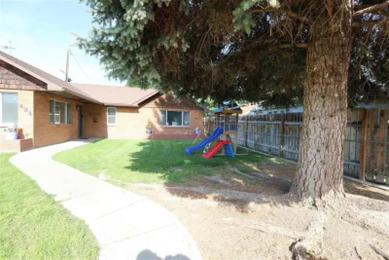 424 Division St Powell #20