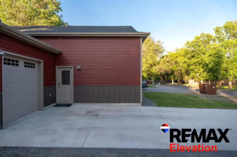 2607 West Ave Cody #10
