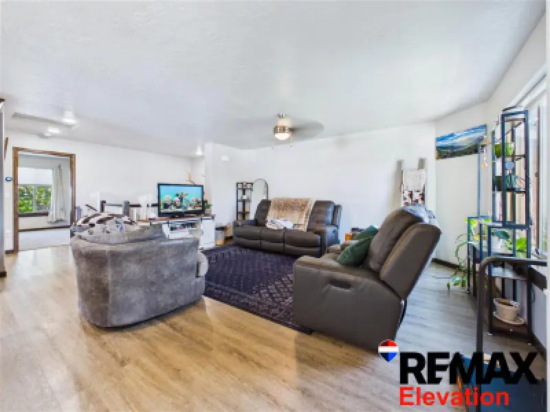 2607 West Ave Cody #12
