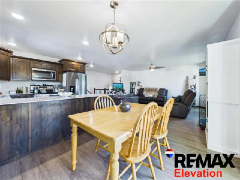 2607 West Ave Cody #22