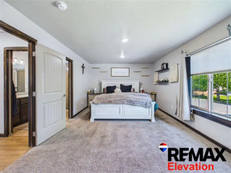 2607 West Ave Cody #25
