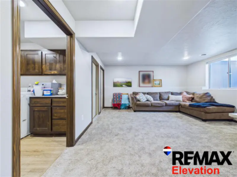 2607 West Ave Cody #34