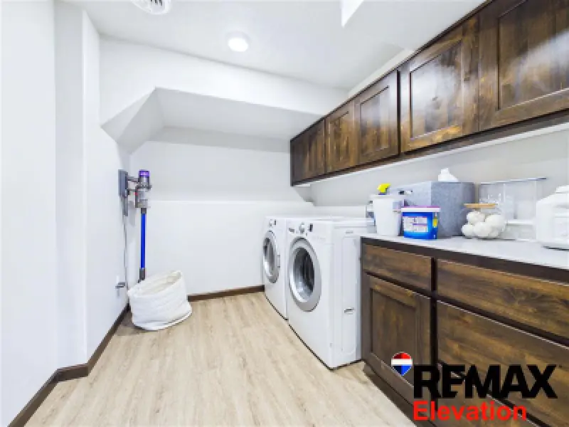 2607 West Ave Cody #44