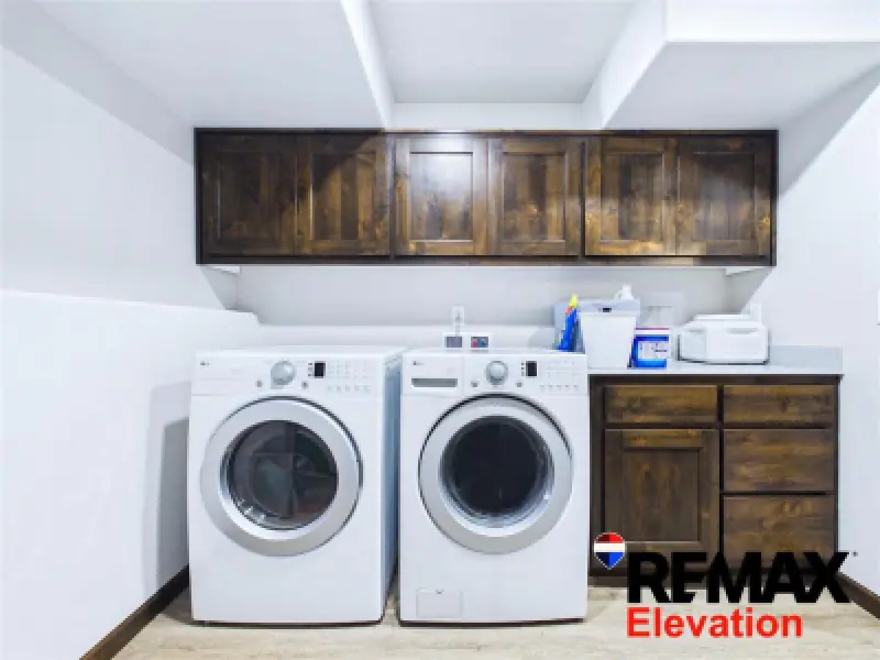 2607 West Ave Cody #45