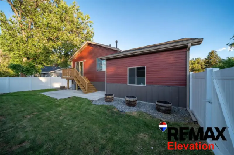 2607 West Ave Cody #5