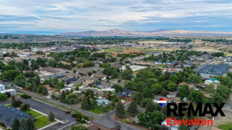2607 West Ave Cody #55