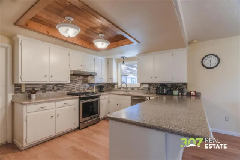 5570 Greybull Hwy Cody #10