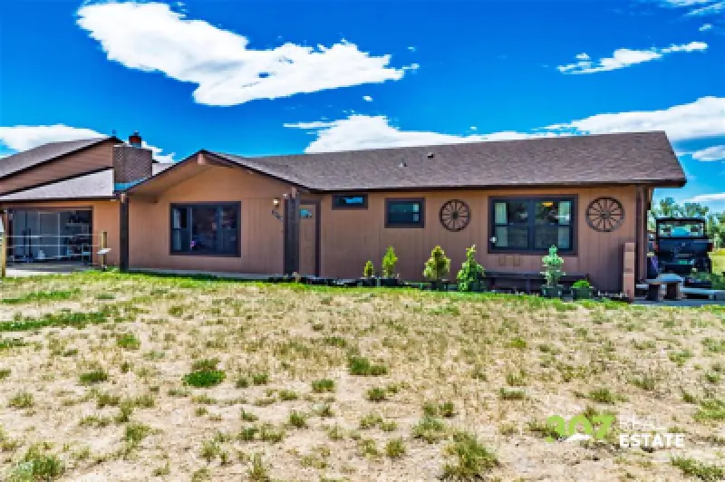 5570 Greybull Hwy Cody #117