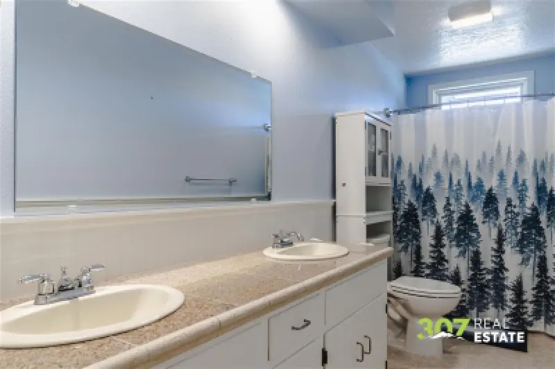5570 Greybull Hwy Cody #43