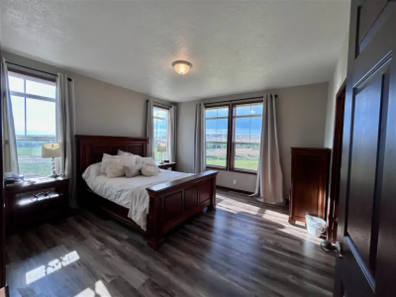 2822 Lane 33 1/2 Greybull #17