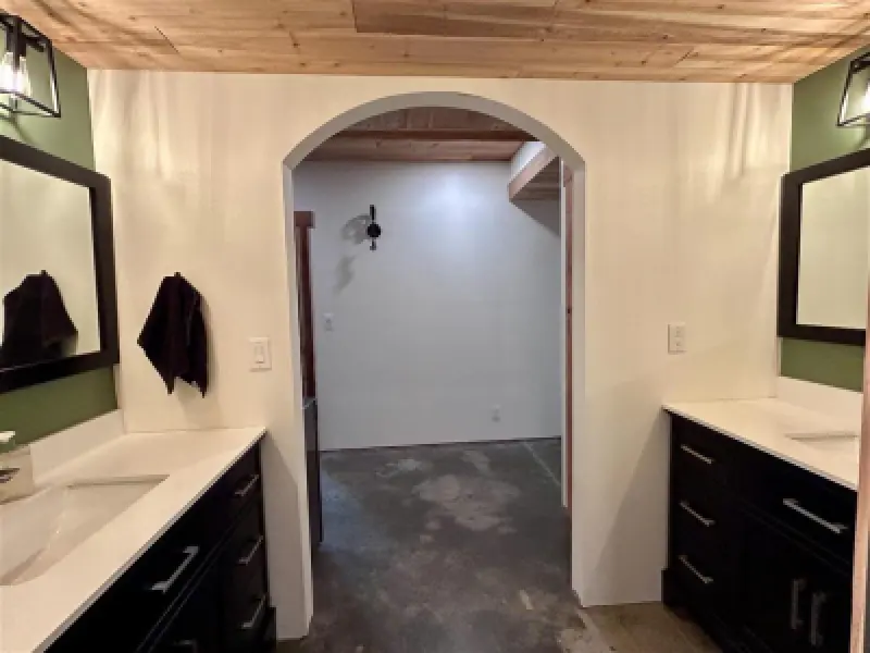 2822 Lane 33 1/2 Greybull #52