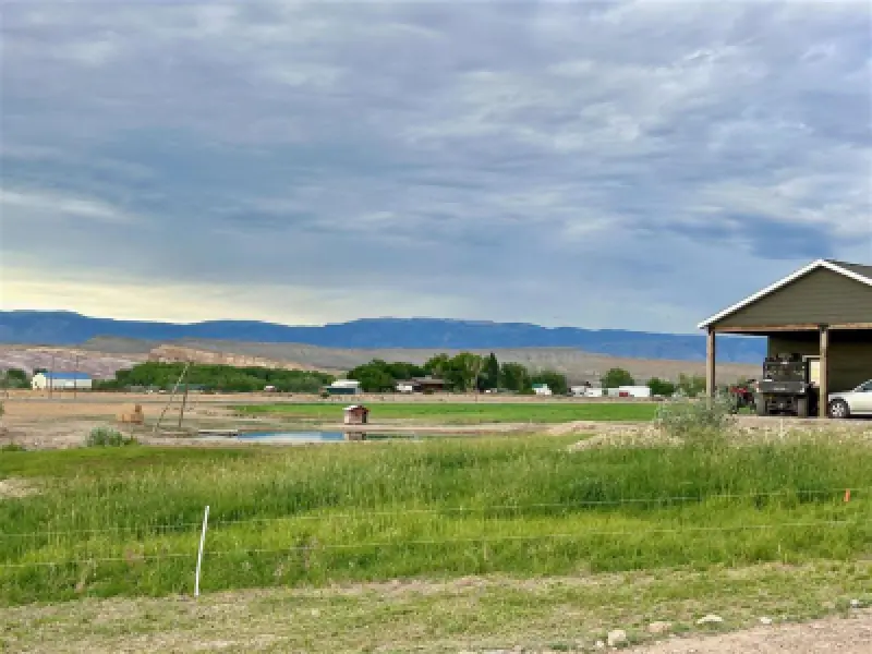 2822 Lane 33 1/2 Greybull #75
