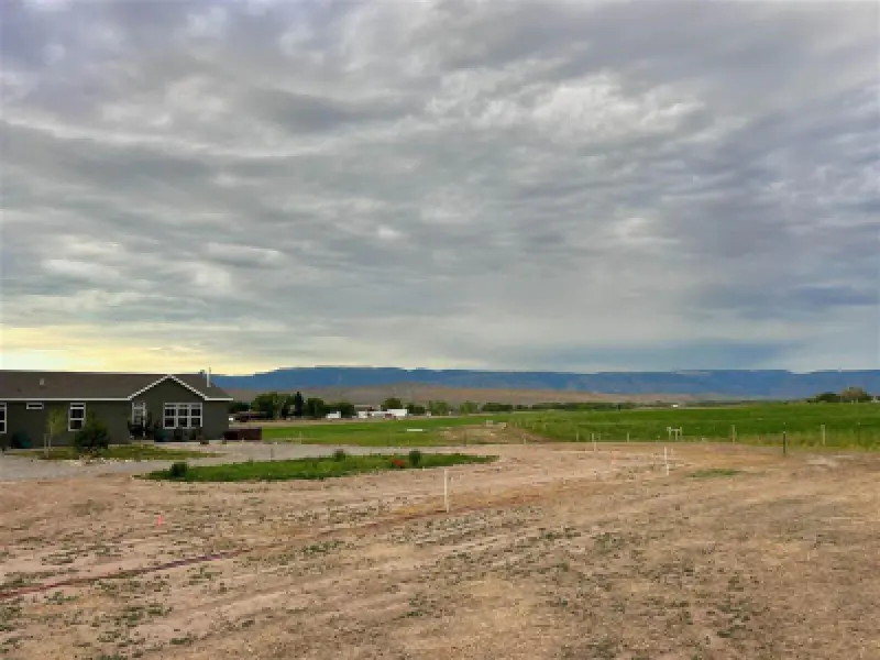2822 Lane 33 1/2 Greybull #86