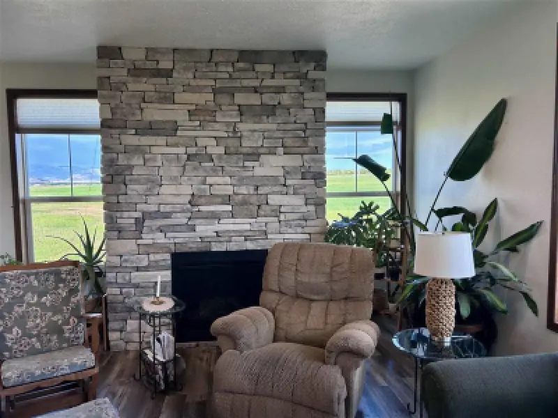 2822 Lane 33 1/2 Greybull #9