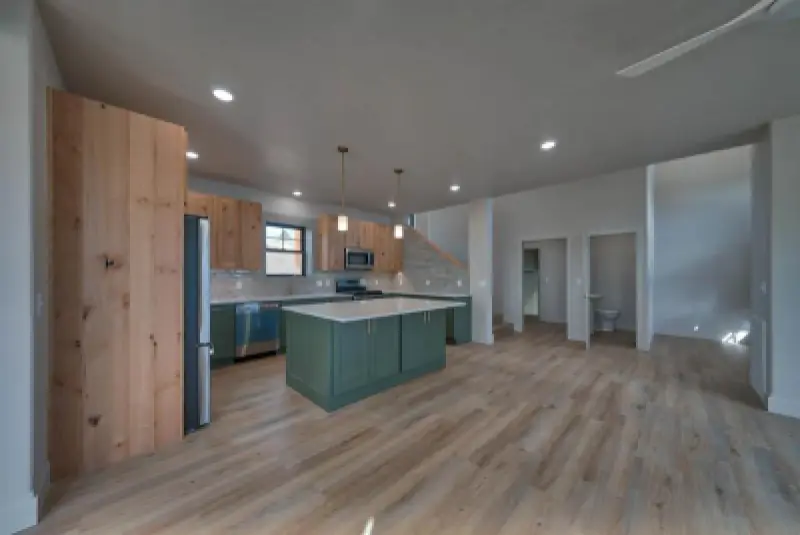 1332 Huff n' Puff Ave Cody #15