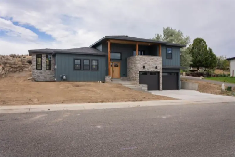 1332 Huff n' Puff Ave Cody #2