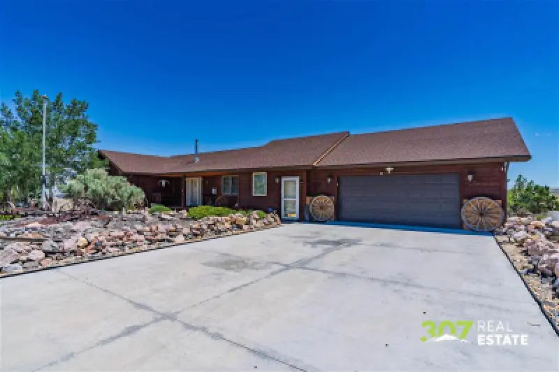 28 Grande View Drive Cody #3