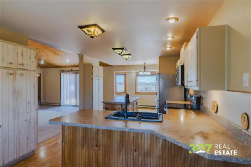 28 Grande View Drive Cody #32