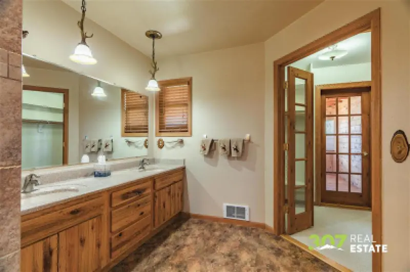 28 Grande View Drive Cody #51