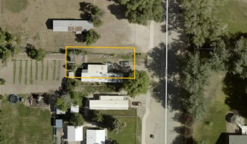 272 E 2nd Street Cowley #1
